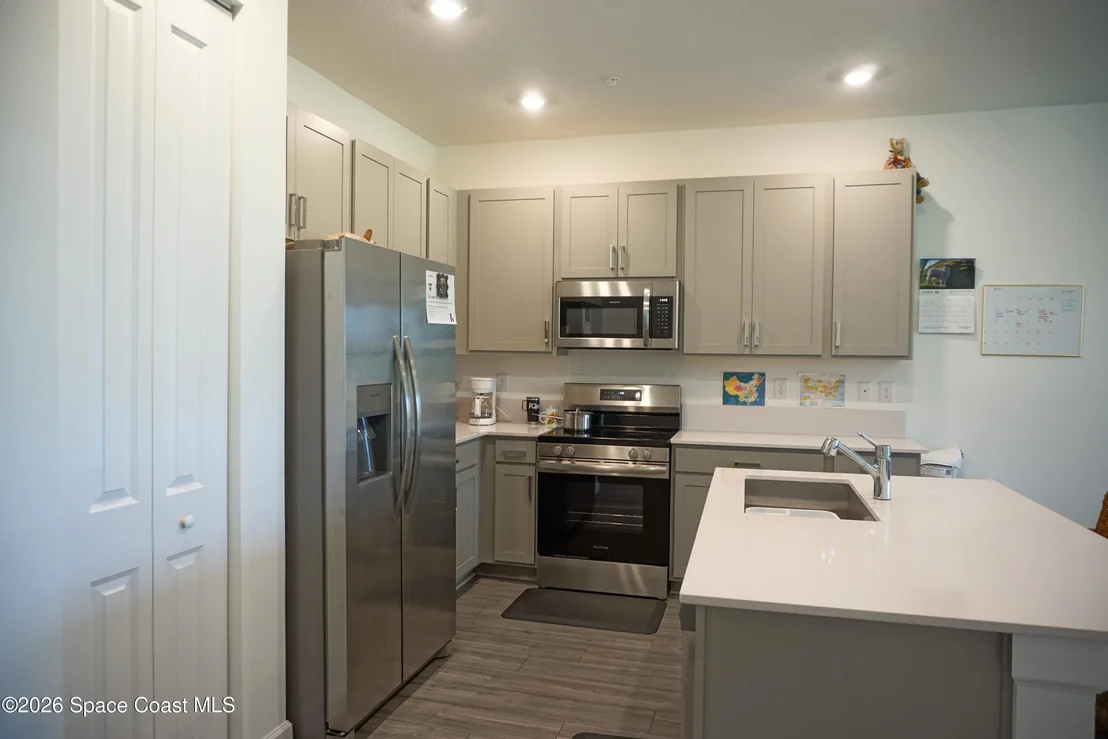 Photo of 1916 Cerulean Drive NW