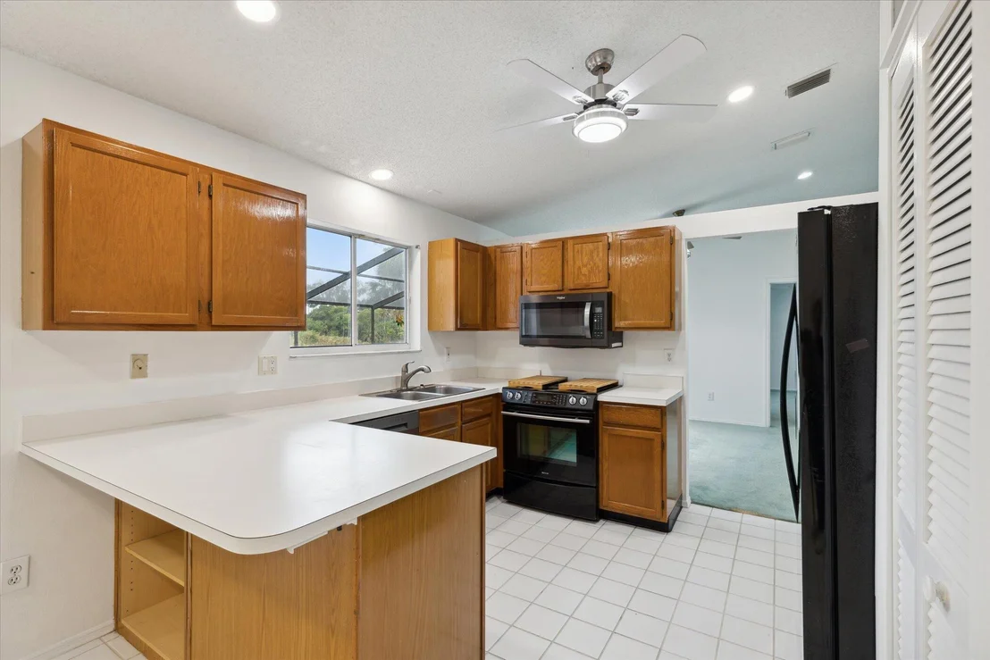 Photo of 1270 Meadowbrook Road NE