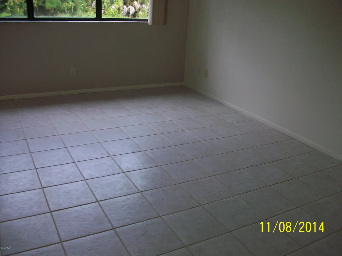 Photo of Unit 1213 at 305 Tangle Run Boulevard