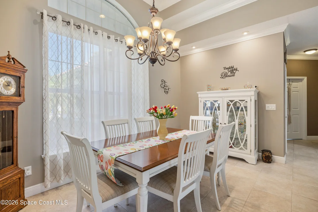 Photo of 5828 Pine Ridge Circle