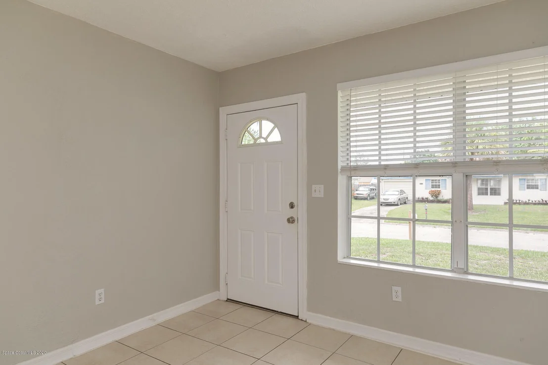 Photo of 2904 Emory Street