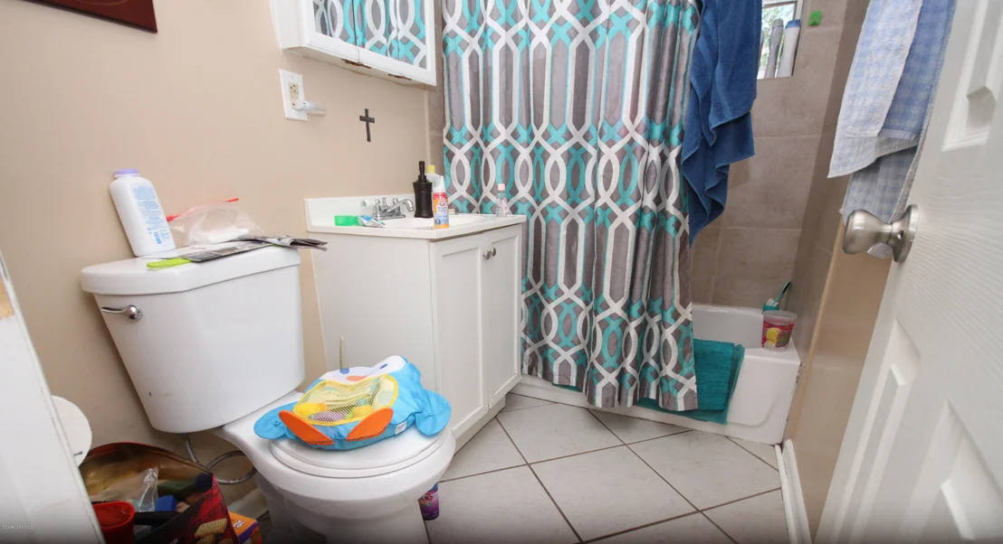 Photo of 1037 Cable Lane NE