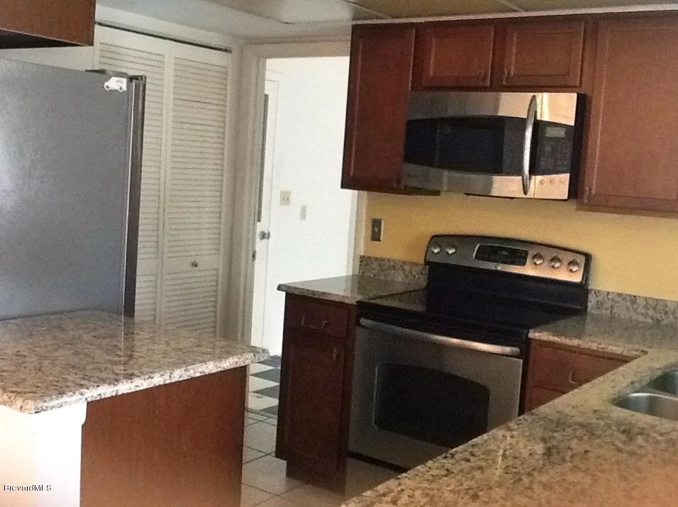 Photo of 1455 Sumac Court NE