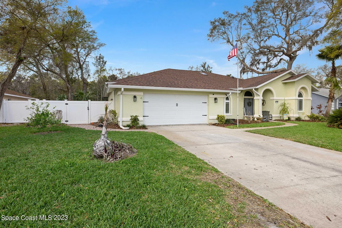 Photo of 6160 Half Moon Drive