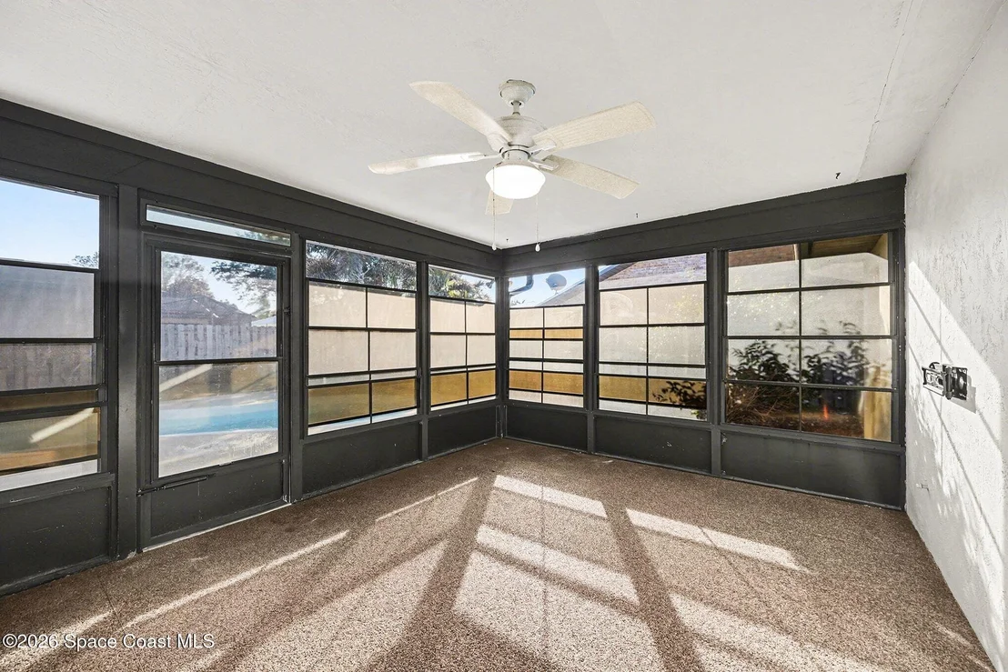 Photo of 2001 Thistle Drive