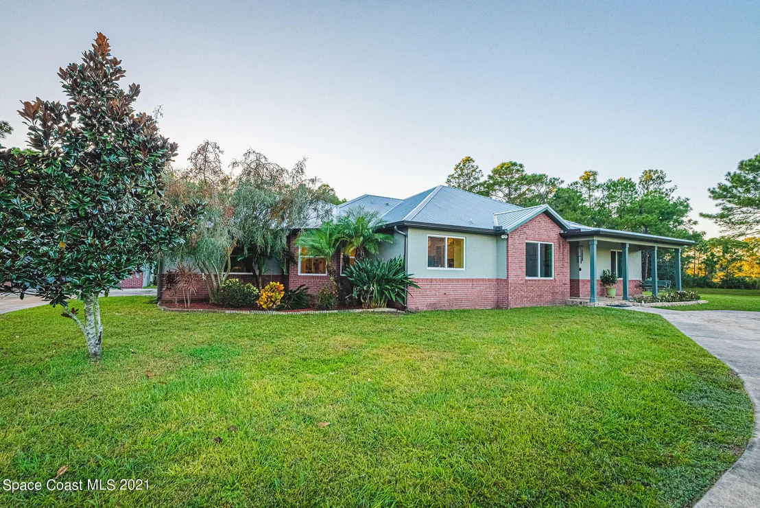 Photo of 4570 Alix Lane