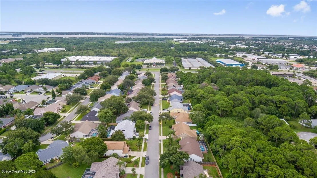 Photo of 933 Osprey Lane