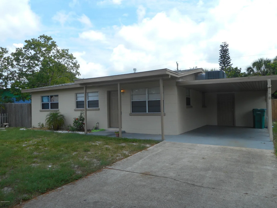 Photo of 2300 Post Road
