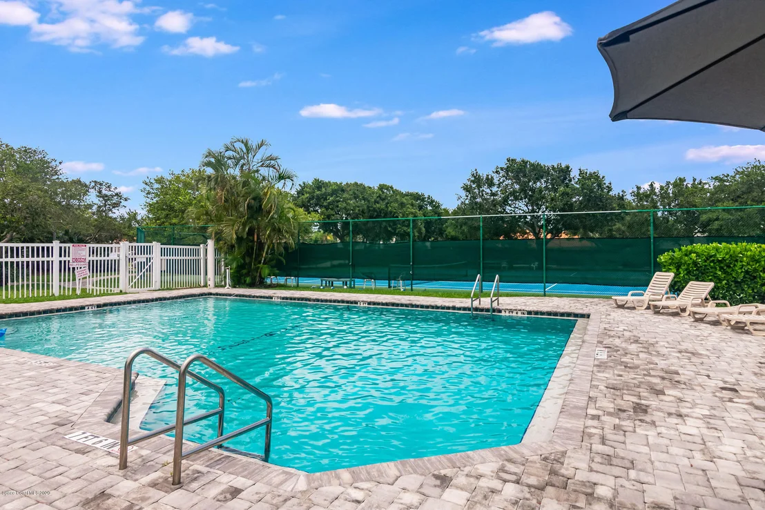 Photo of 845 Sanderling Drive