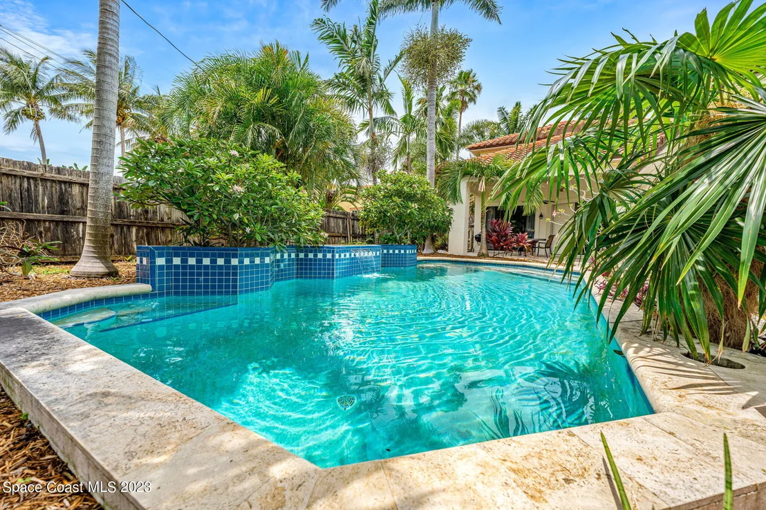 Photo of 301 Miami Avenue