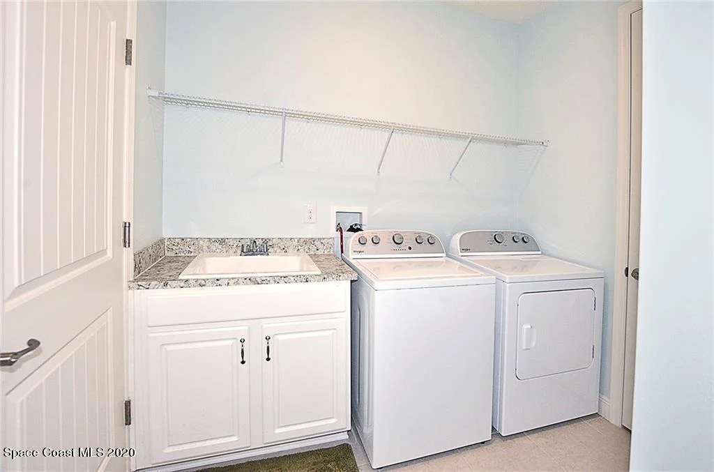Photo of 341 Sandcrest Circle