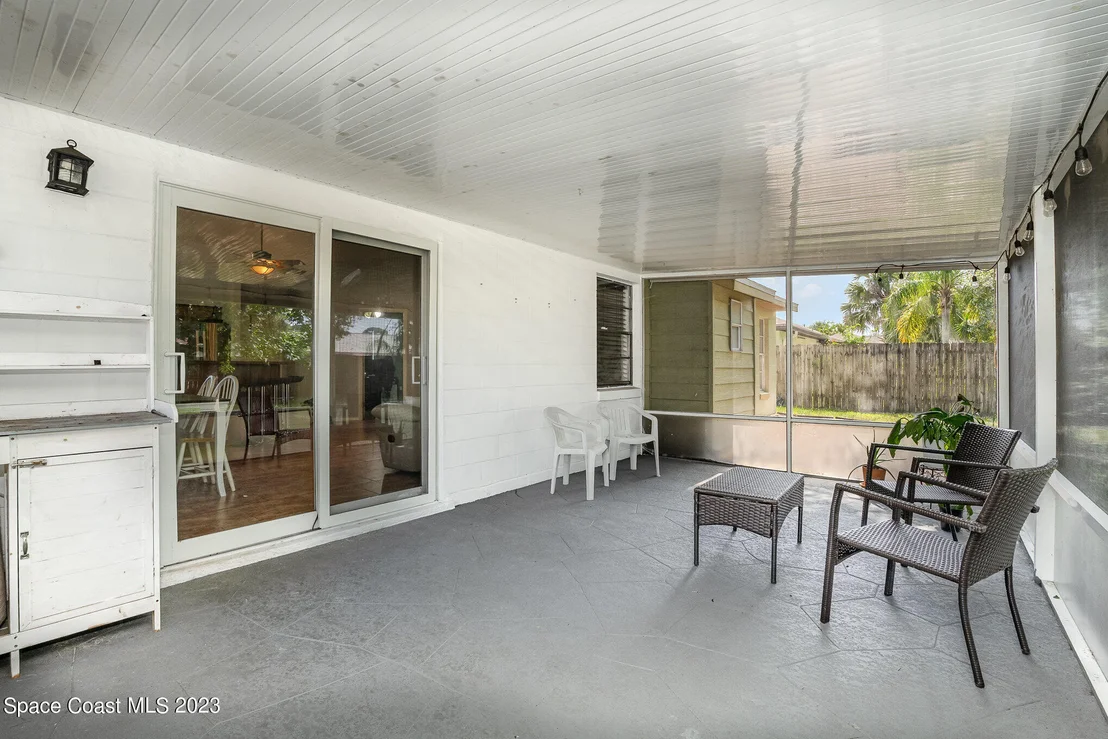 Photo of 4855 Miramar Street