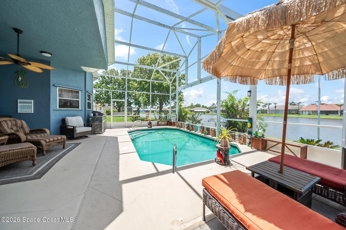 Photo of 950 Somerset Lane