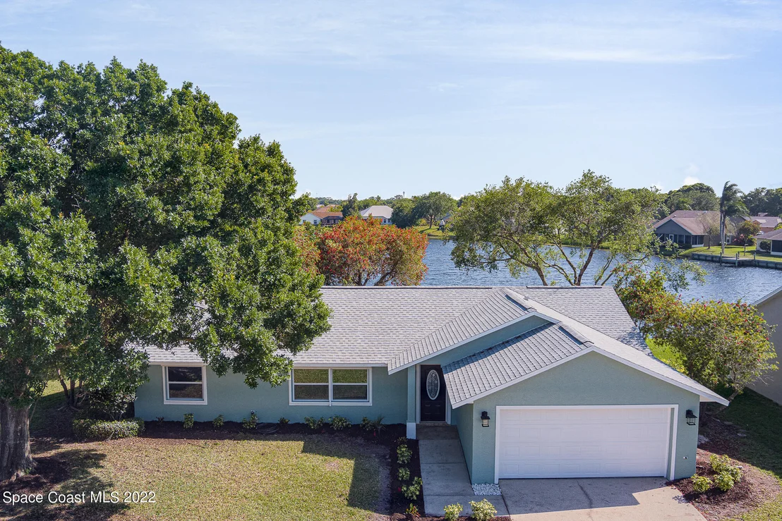 Photo of 1315 Ambra Drive
