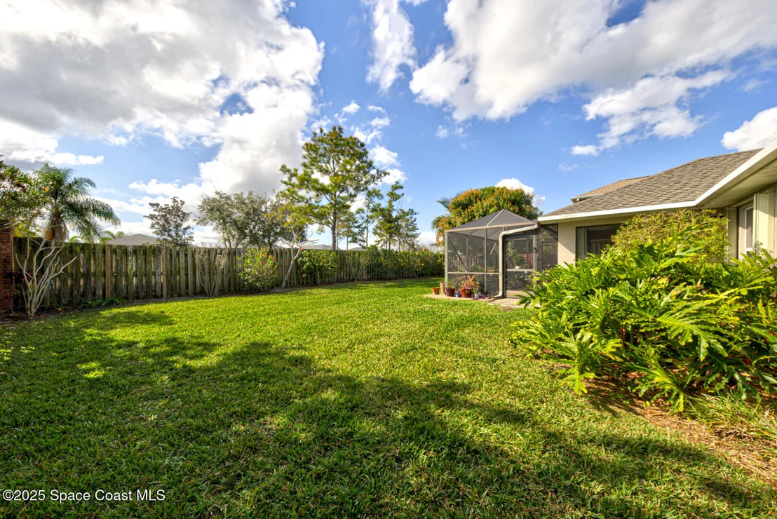 Photo of 1815 Botanica Circle