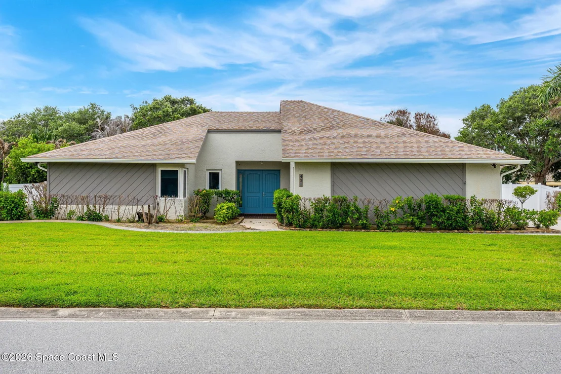 Photo of 431 Mosswood Boulevard