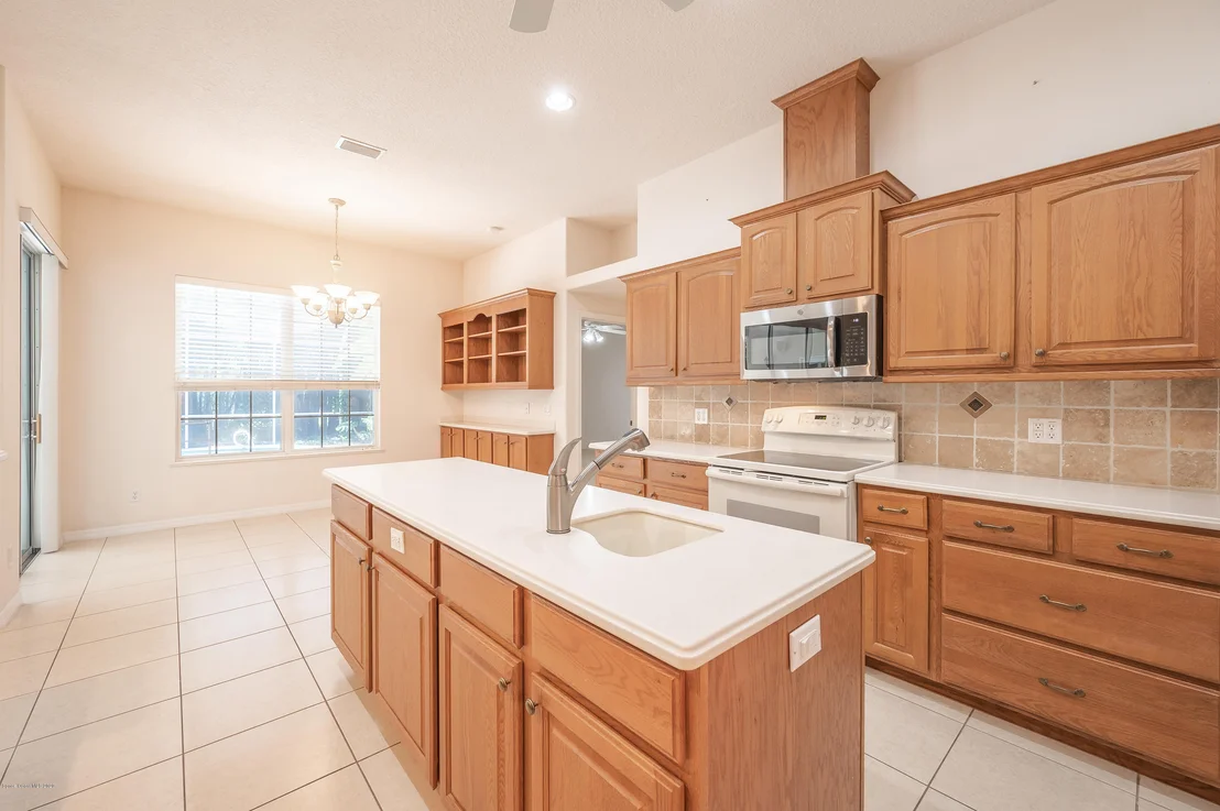 Photo of 3135 Weber Road