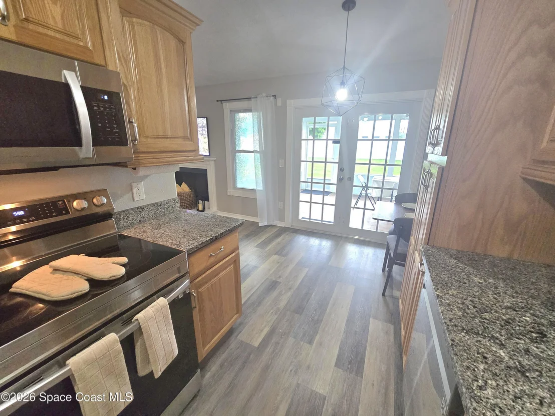 Photo of 910 Ithaca Avenue SE