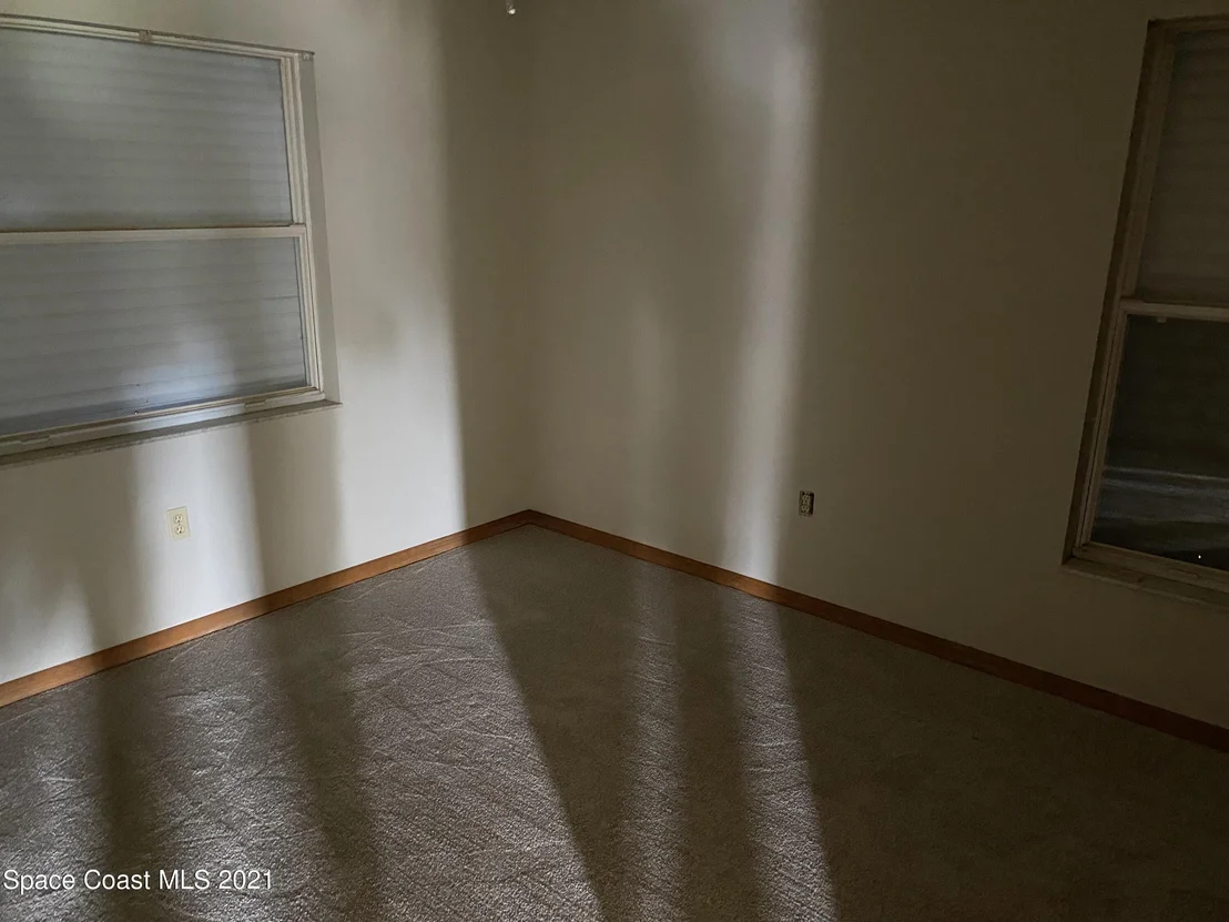 Photo of 6446 Cable Avenue