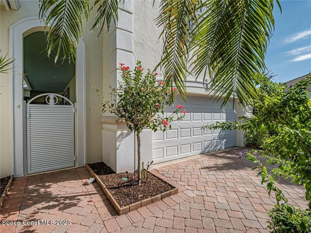 Photo of 1346 Riverside Lane