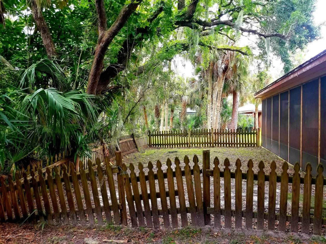 Photo of 4500 Deerwood