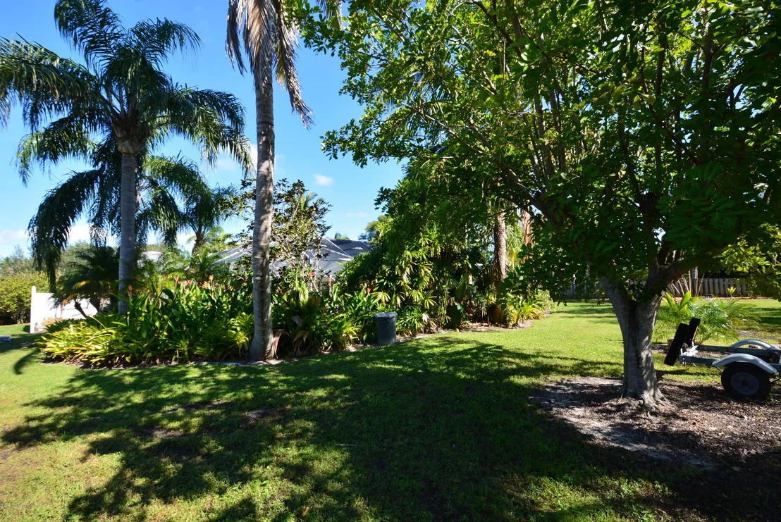 Photo of 873 NW Spruce Ridge Drive