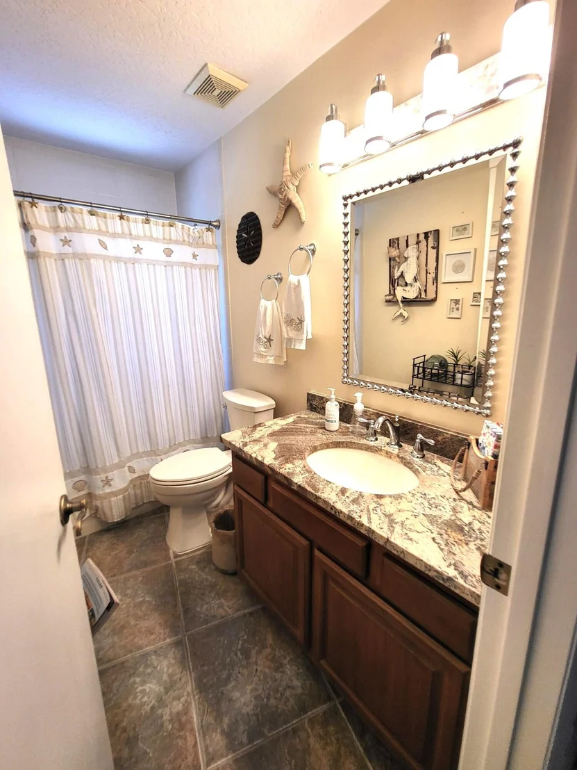 Photo of 451 Mallard Lane