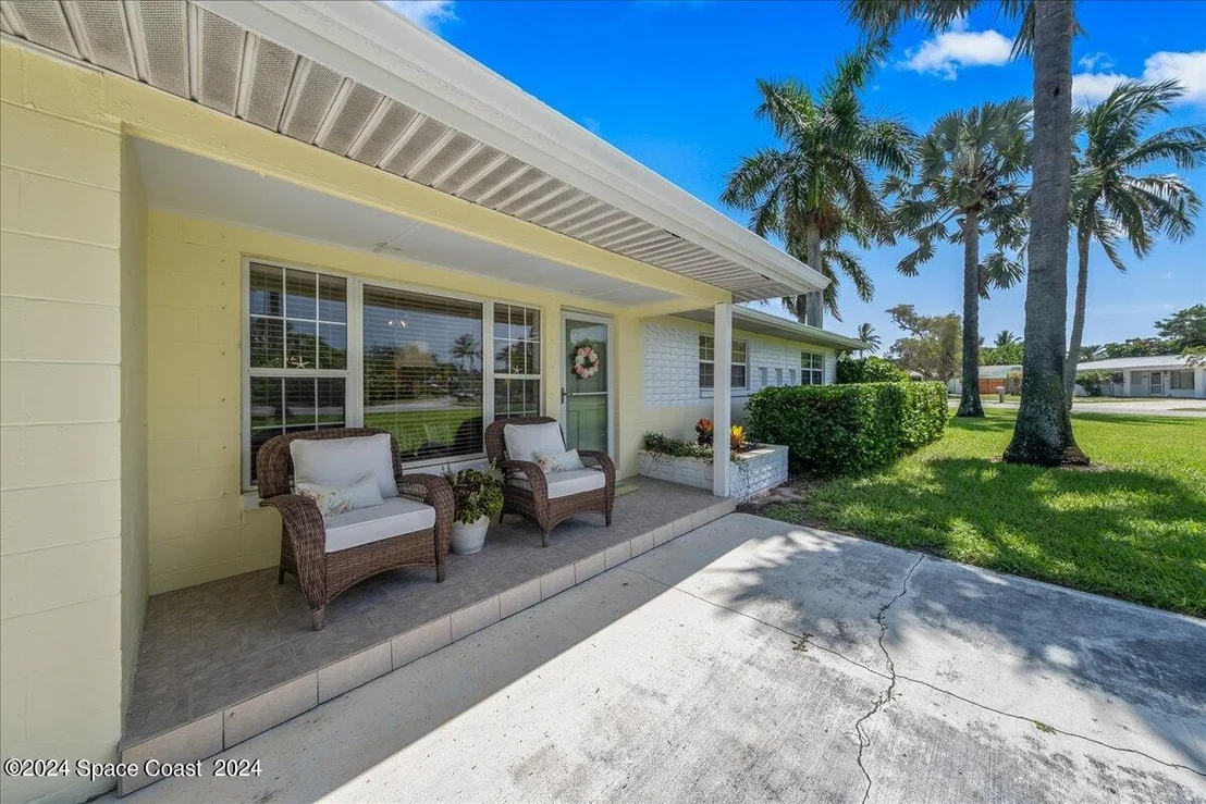 Photo of 711 2nd Avenue