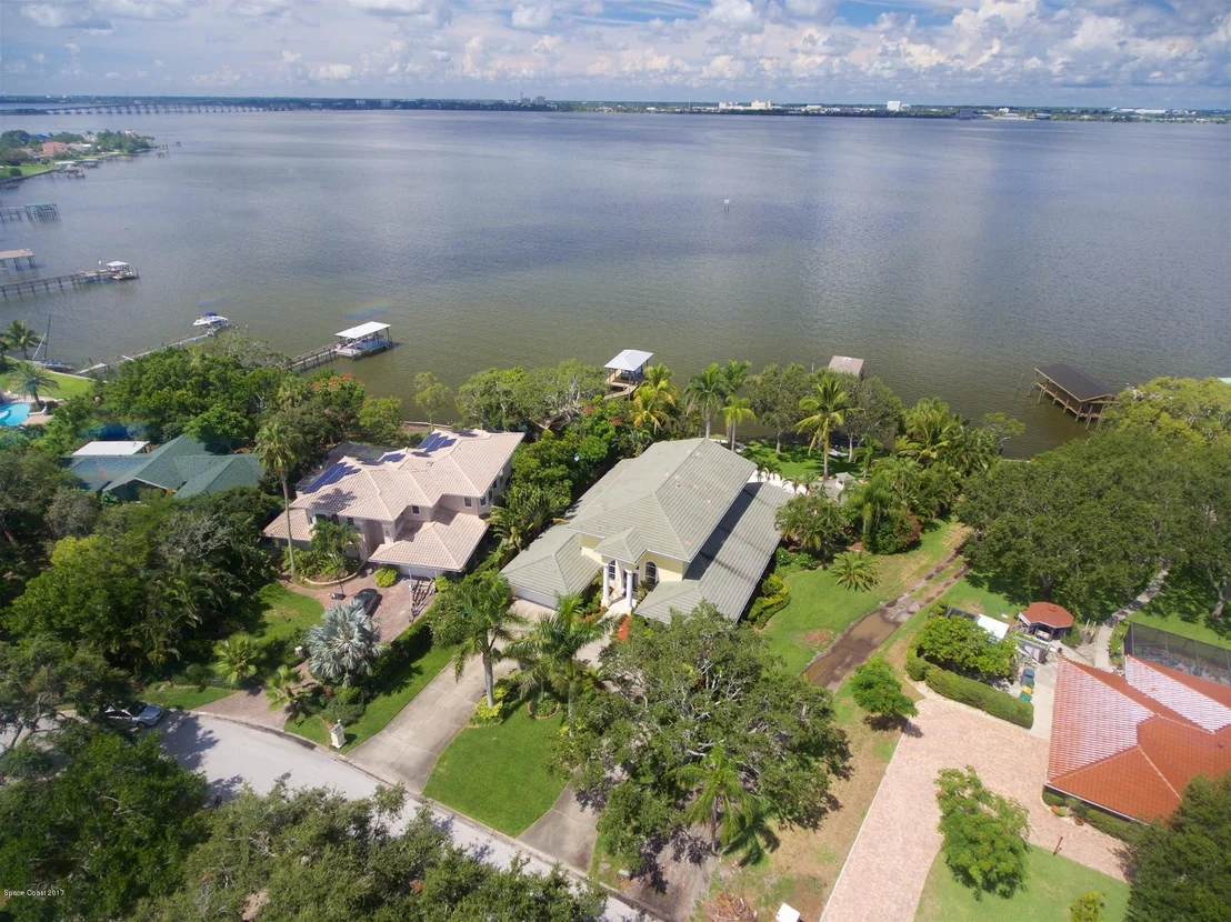 Photo of 1745 Shore View Drive