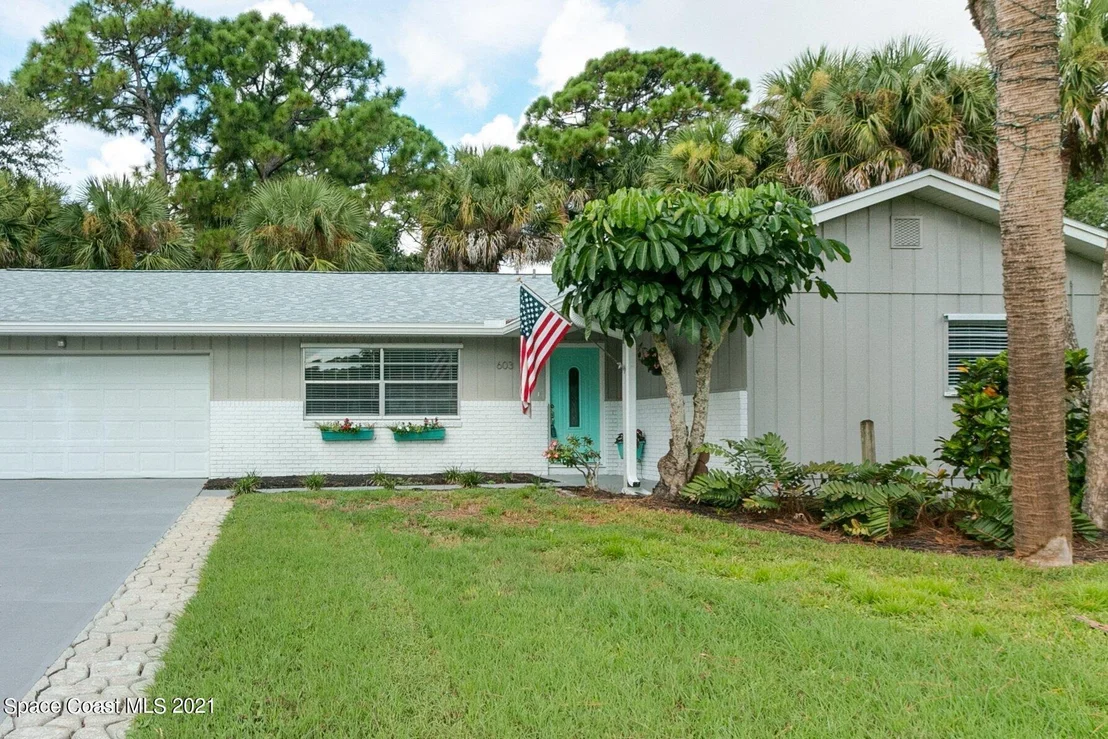 Photo of 603 Dundee Circle