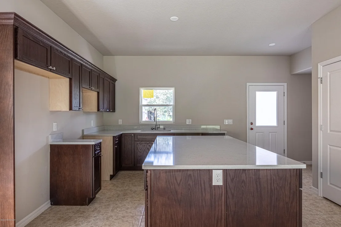 Photo of 354 Dryden Circle
