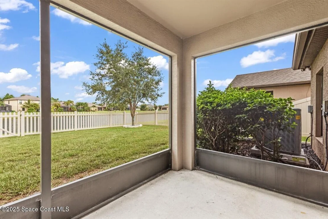 Photo of 1071 Dillard Drive SE