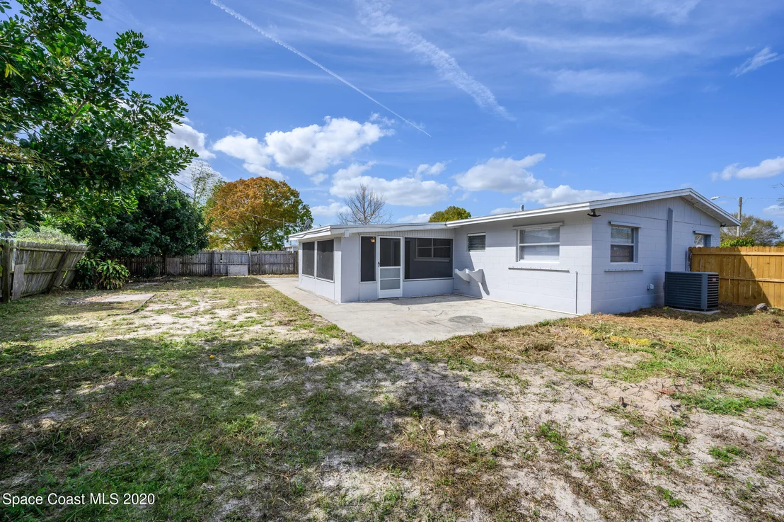 Photo of 2579 Saint Augustine Court