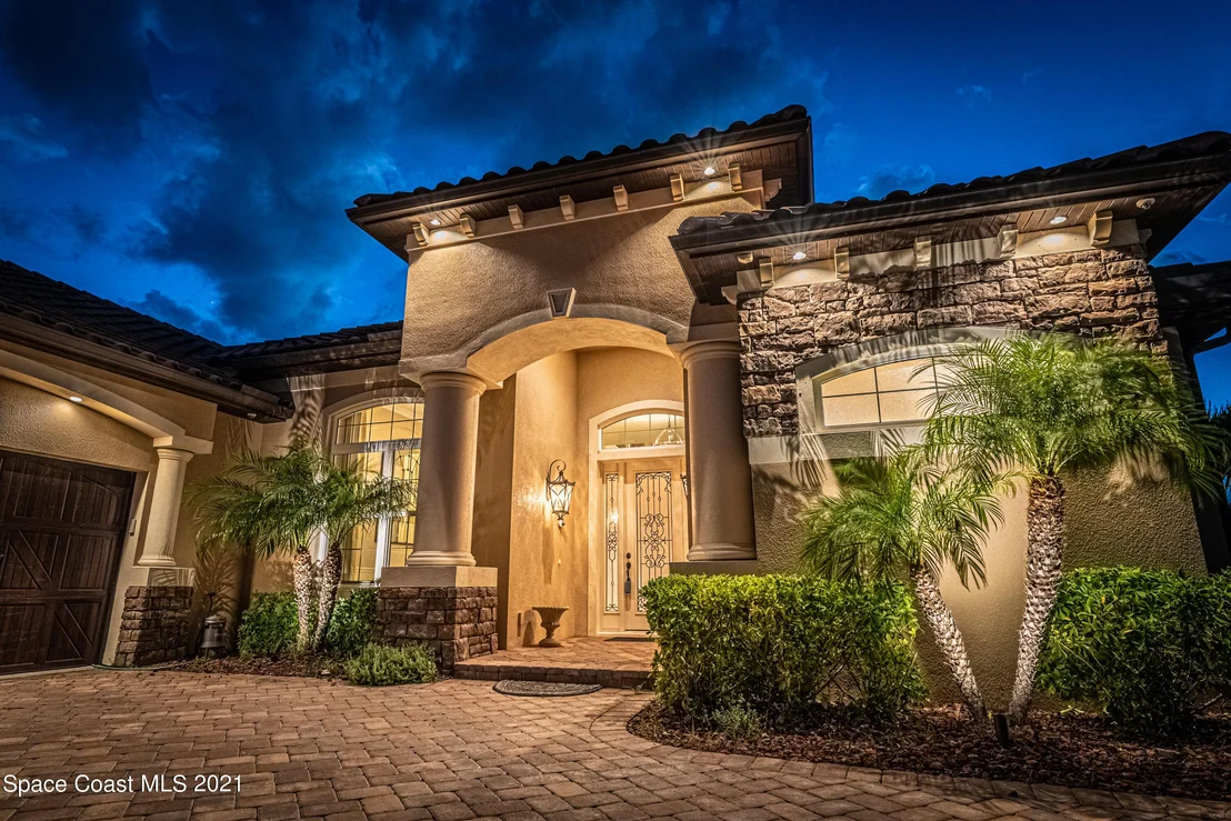 Photo of 8141 Barrosa Circle