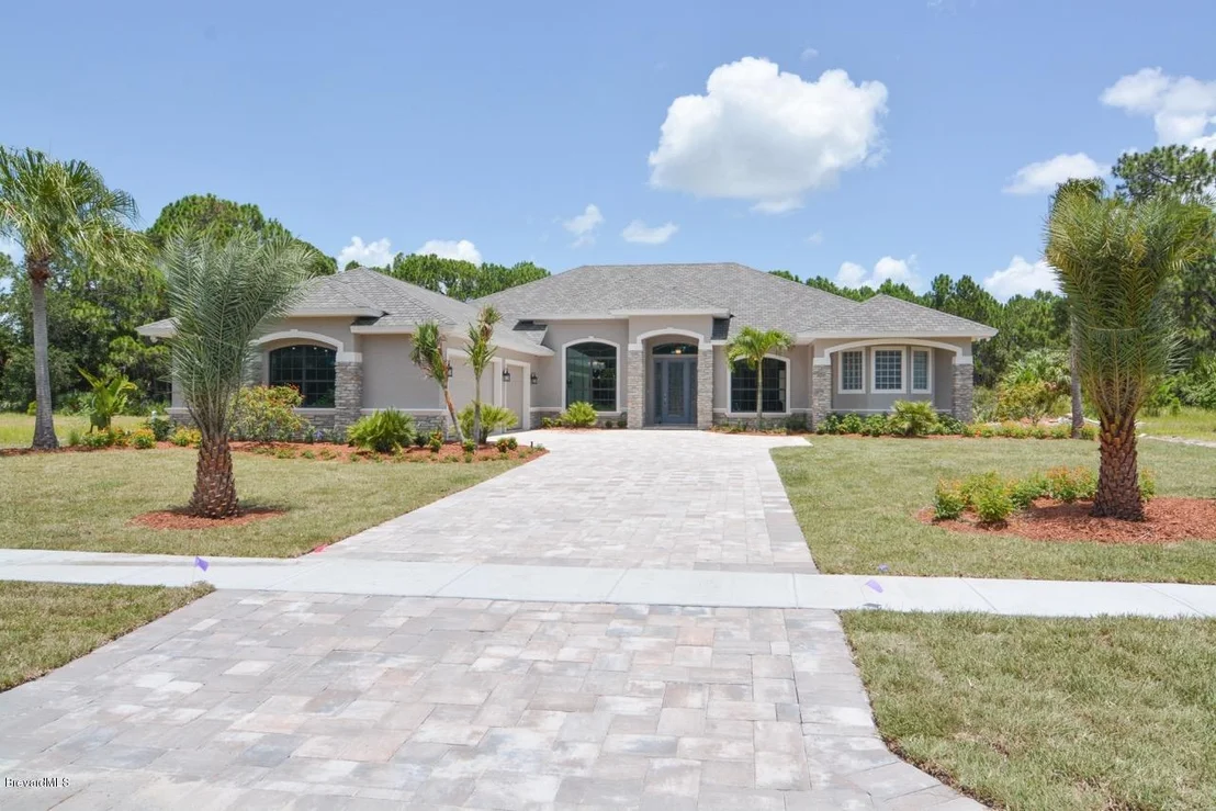 Photo of 4920 Stafford Drive