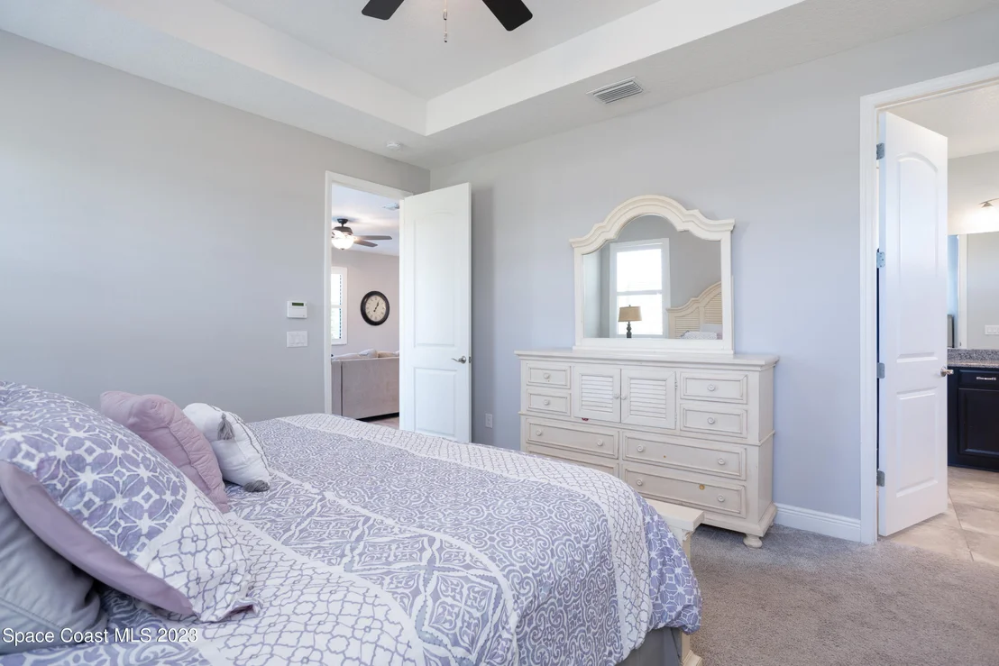 Photo of 7327 Bluemink Lane