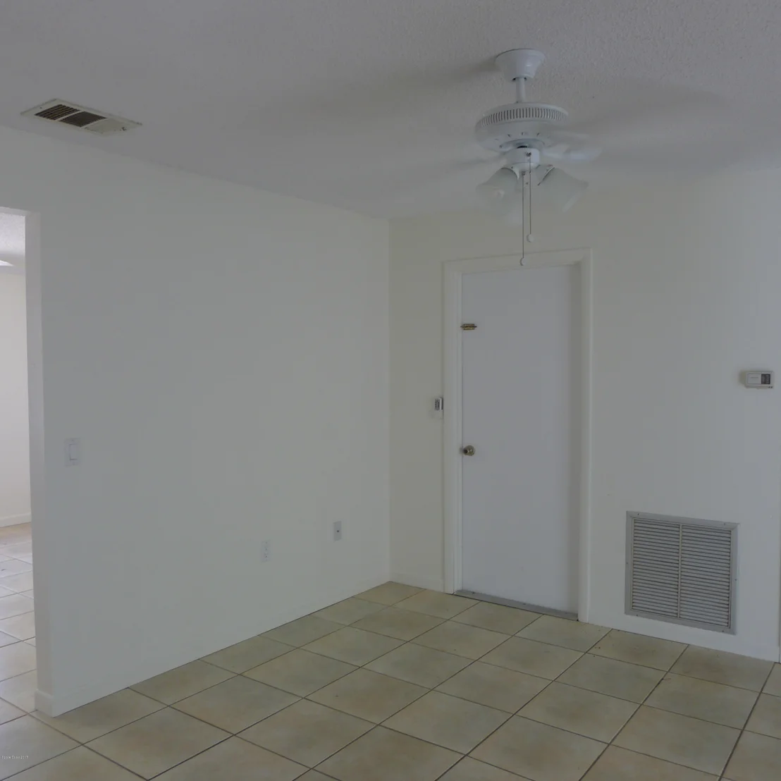 Photo of 1287 NE Van Tassell NE