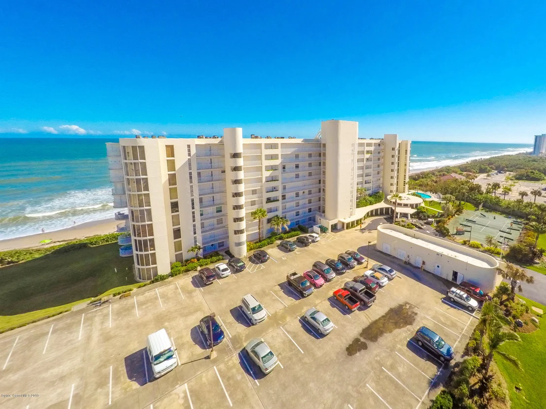 Photo of Unit 310 at 2225 Highway A1a