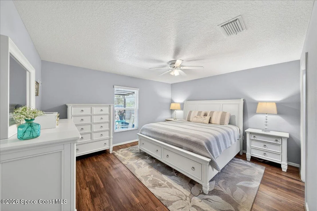Photo of 5975 Aruin Street