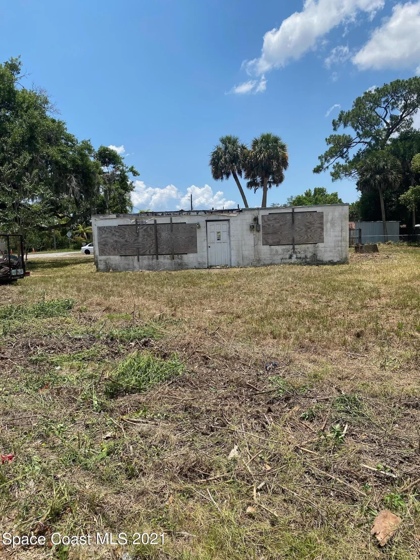 Photo of 2040 Old Dixie Highway