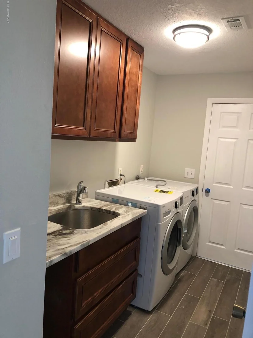 Photo of 210 Sand Pine Road