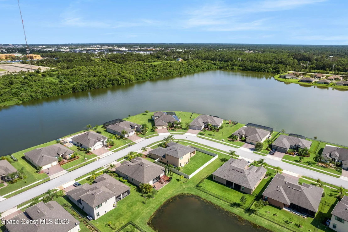 Photo of 3380 Watergrass Street
