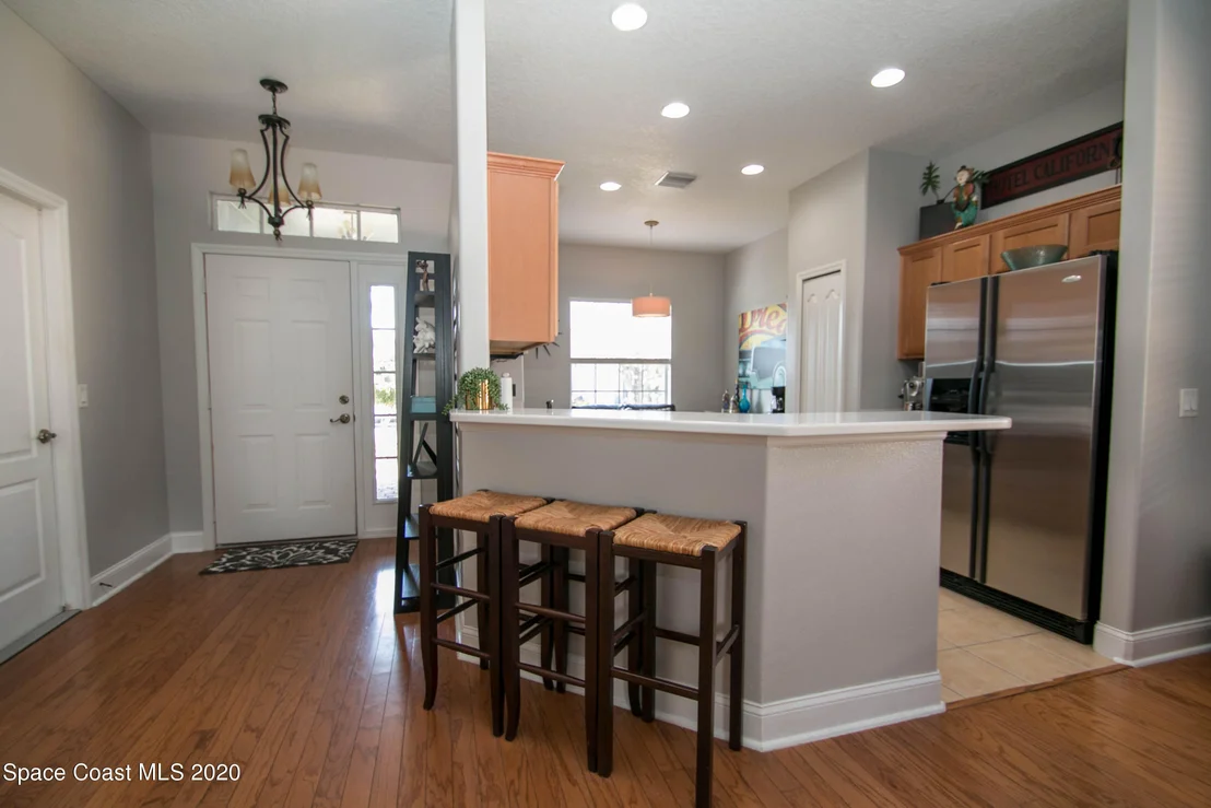 Photo of 1410 Bridgeport Circle