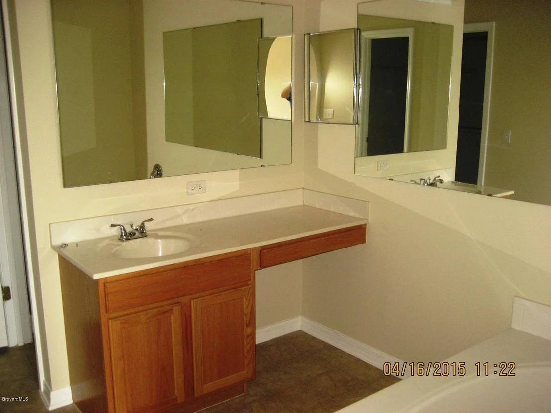Photo of 6065 Balboa Street