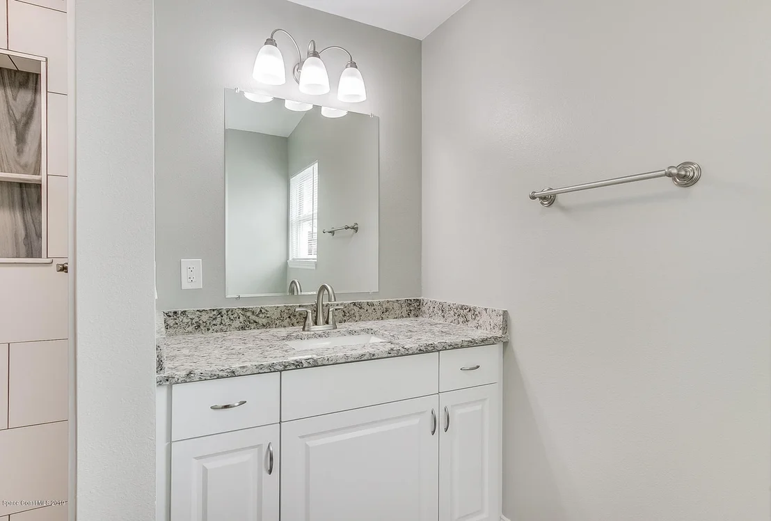 Photo of 1216 Duke Way