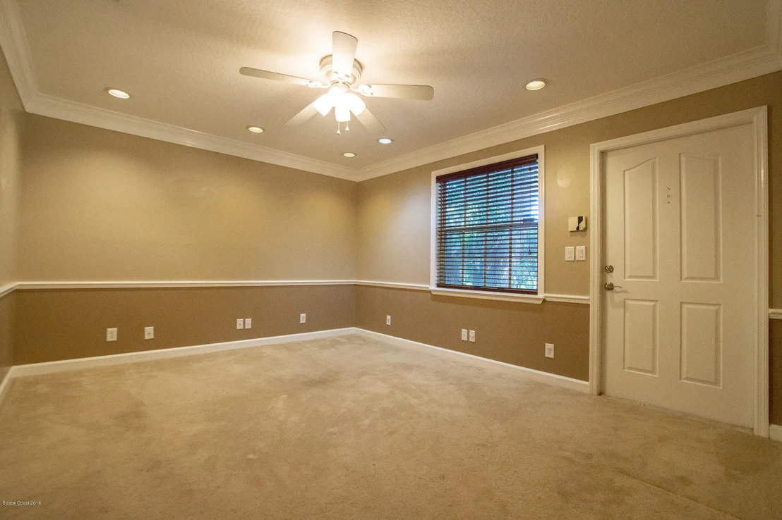 Photo of 652 Gilbert Drive NE