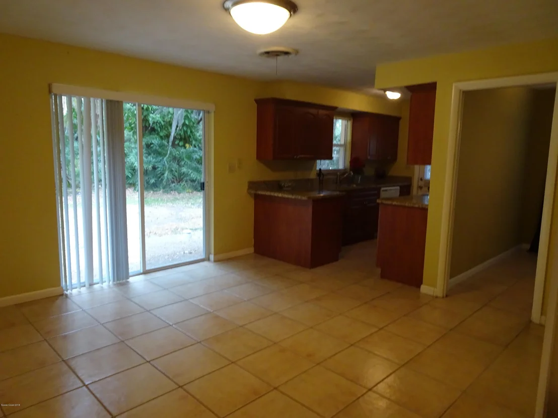 Photo of 101 Easy Street