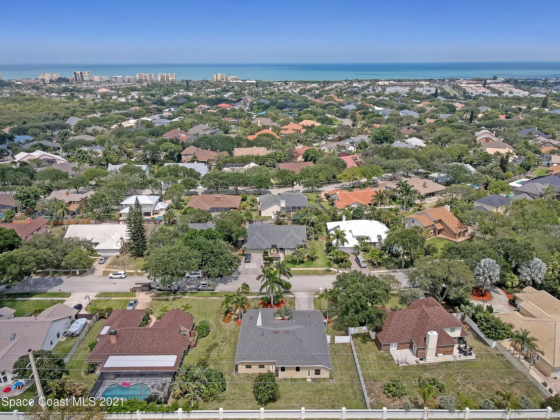 Photo of 703 Peregrine Drive