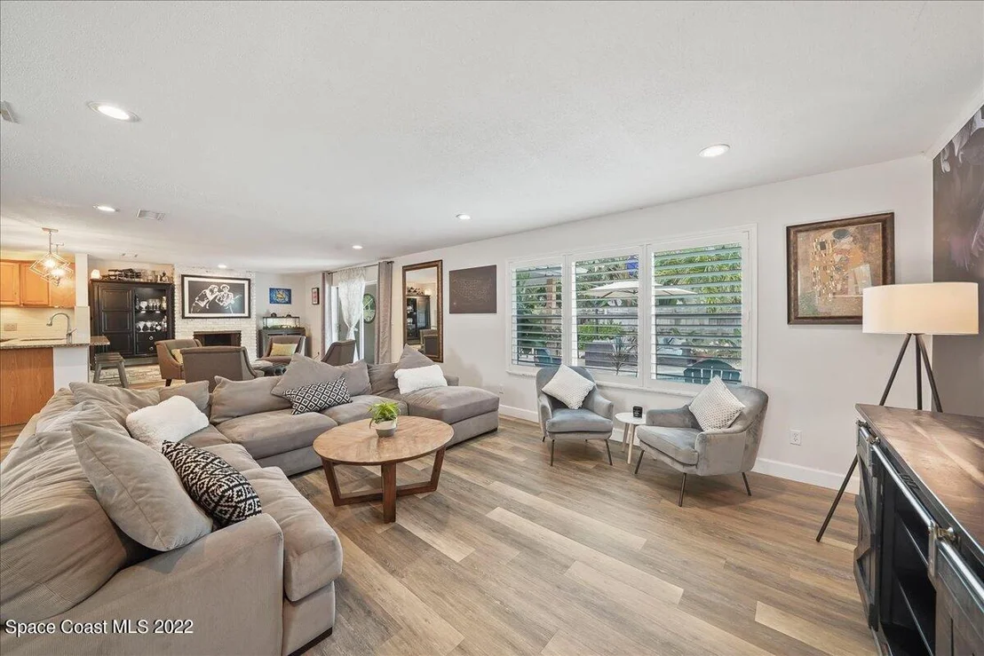 Photo of 608 Oak Ridge Drive