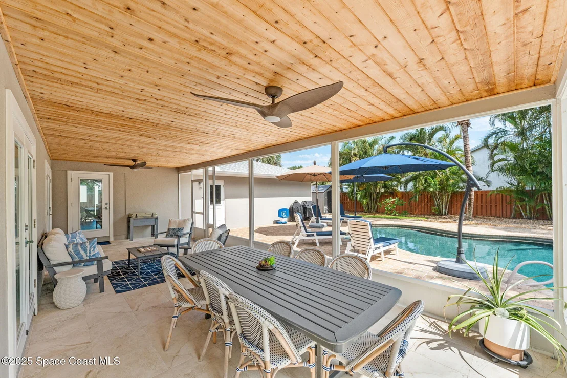 Photo of 565 Solitaire Palm Drive